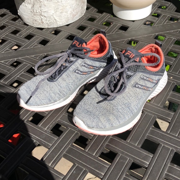 Fila running shoes - Picture 2 of 3